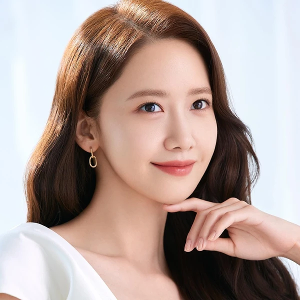 Top Photo Full of Yoona (Girls' Generation) Love