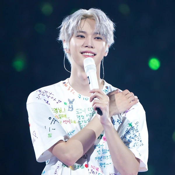 Foto Populer Penuh Cinta untuk Doyoung (NCT 127)