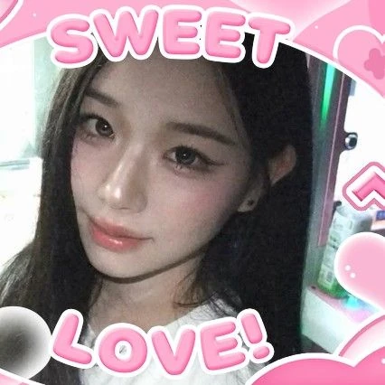 Top Photo Full of Kim ChaeYeon (tripleS) Love