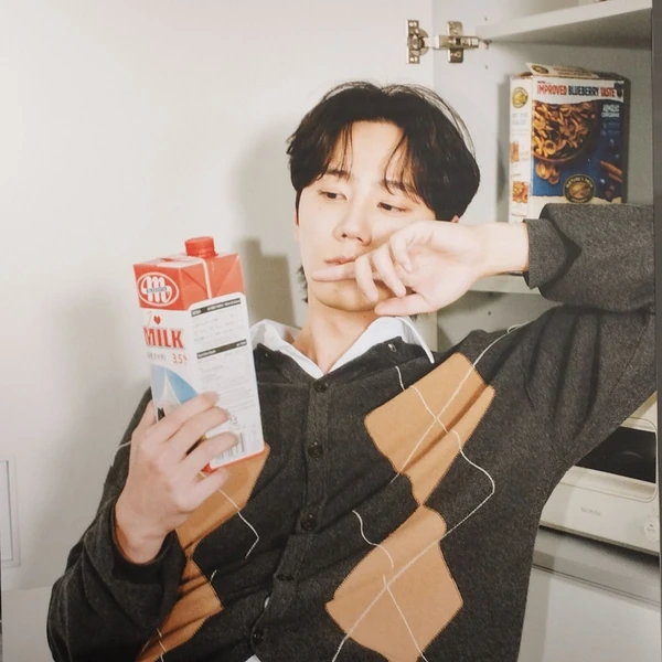 Momen Terbaik Lee Junyoung Pilihan Penggemar