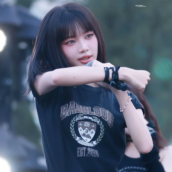 Top Photo Full of GENBLUE Love