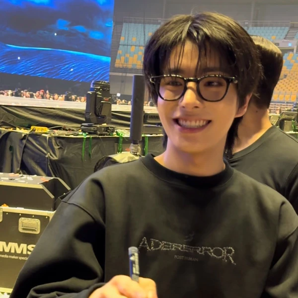 Today's Most Loved Jake (ENHYPEN)