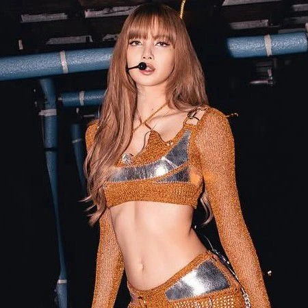 Fans' Pick: Best Moment of Lisa (BLACKPINK)