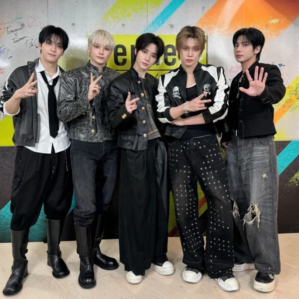 Fans' Pick: Best Moment of TOMORROW X TOGETHER