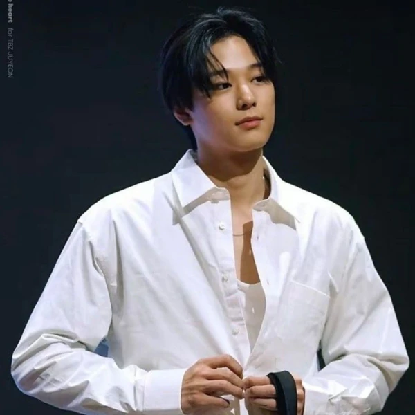 Penampilan Juyeon (THE BOYZ) yang Paling Dicintai Hari Ini