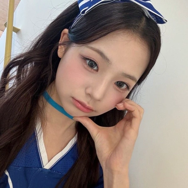 Today's Most Loved Seowon (UNIS)