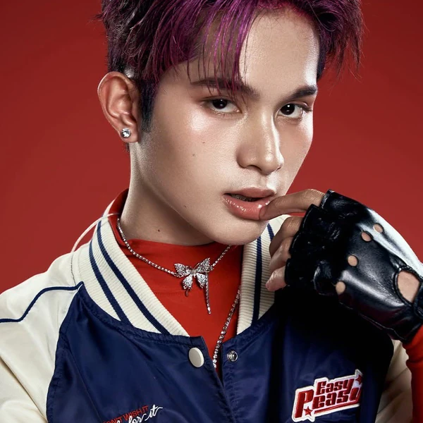 Today's Most Loved Winston (HORI7ON)