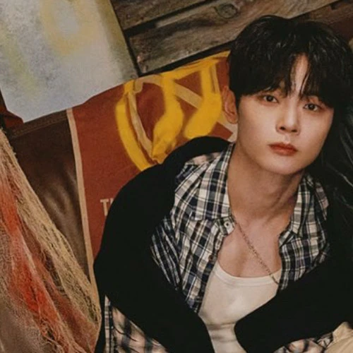 Momen Terbaik LUCY Pilihan Penggemar