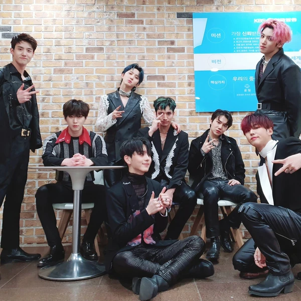 充滿粉絲愛意的PENTAGON人氣照片