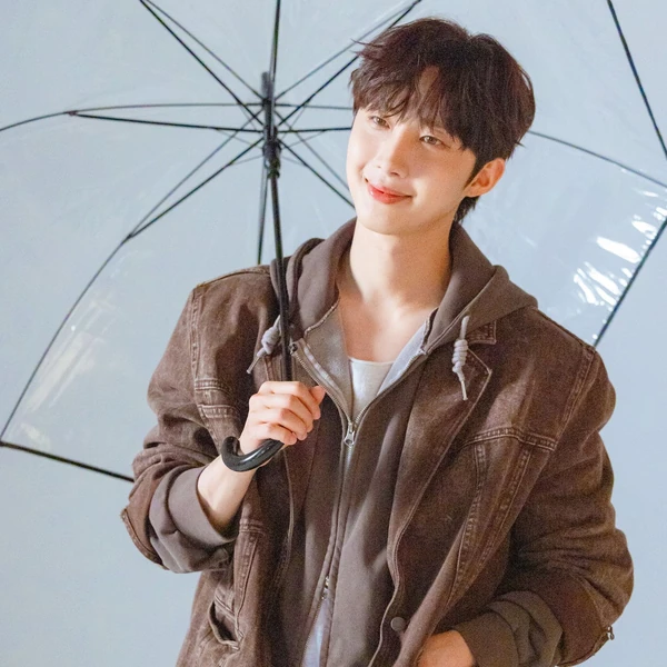 Today's Most Loved Hui (PENTAGON)