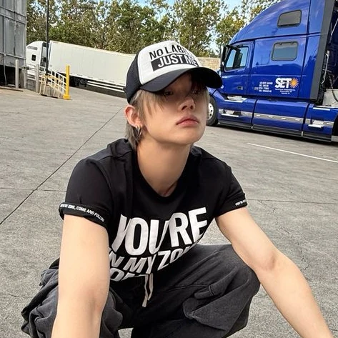 充满粉丝爱意的然竣 (TOMORROW X TOGETHER)人气照片