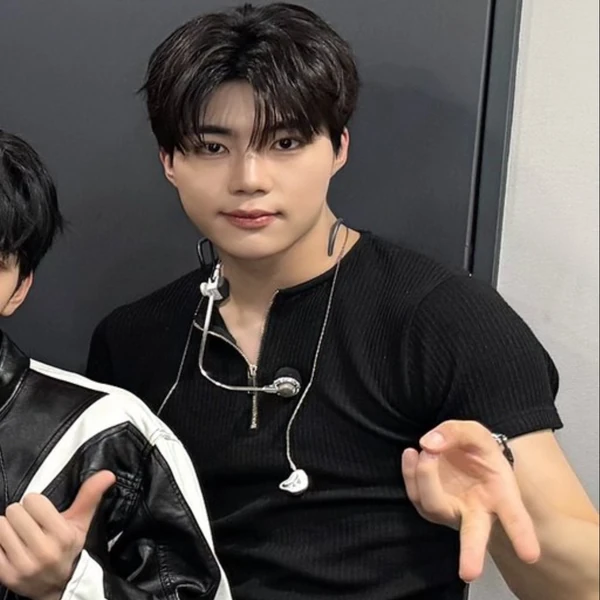 粉丝票选的朴干旭 (ZEROBASEONE)最佳瞬间