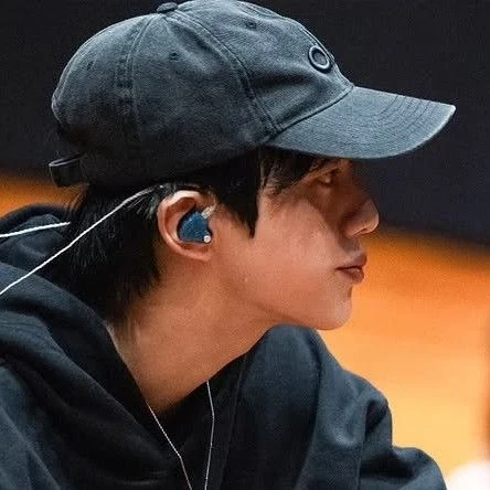 Shining profile picture of Jin (BTS) on today's Choeaedol