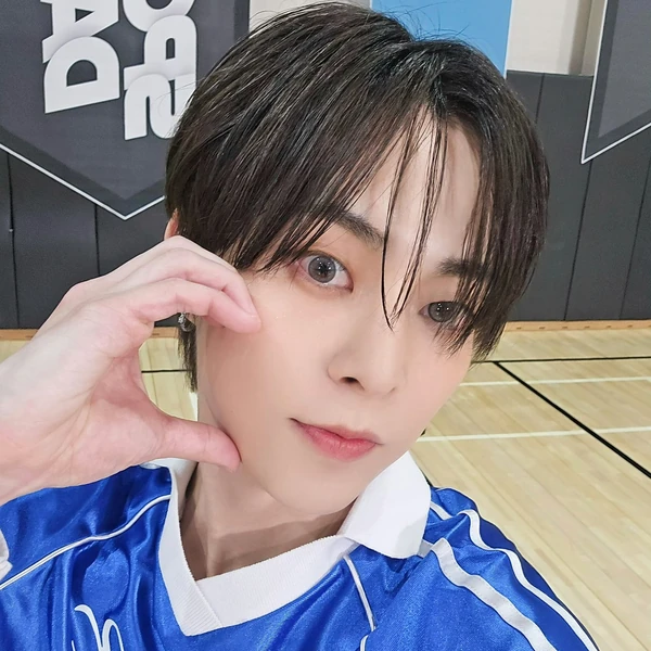 粉丝票选的Xiumin (EXO)最佳瞬间