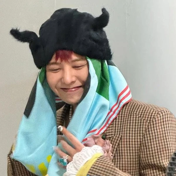 Today's Most Loved G-DRAGON (BIGBANG)