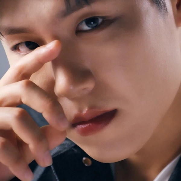 粉丝票选的朴佑镇 (AB6IX)最佳瞬间