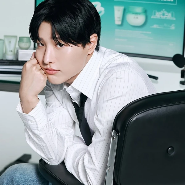 今天最受喜爱的WOODZ