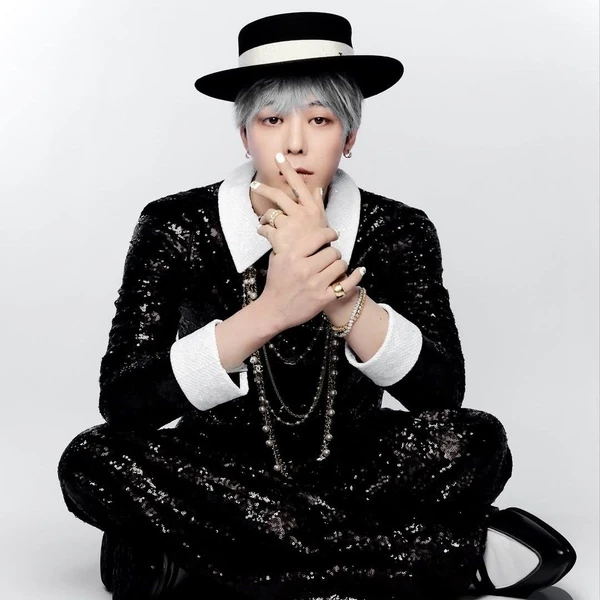 Today's Most Loved G-DRAGON (BIGBANG)