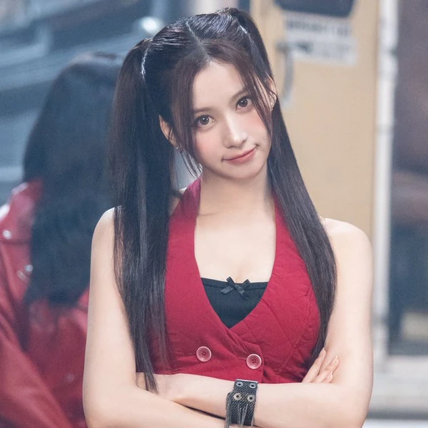 今天最受喜爱的Sana (TWICE)