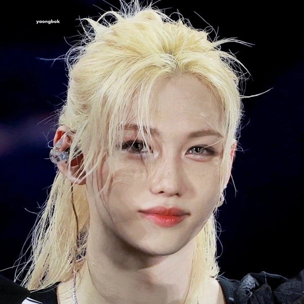 Penampilan Felix (Stray Kids) yang Paling Dicintai Hari Ini