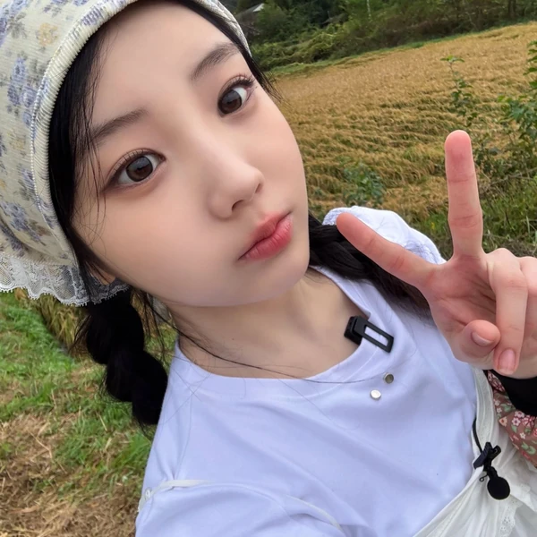 Today's Most Loved Wonhee (ILLIT)