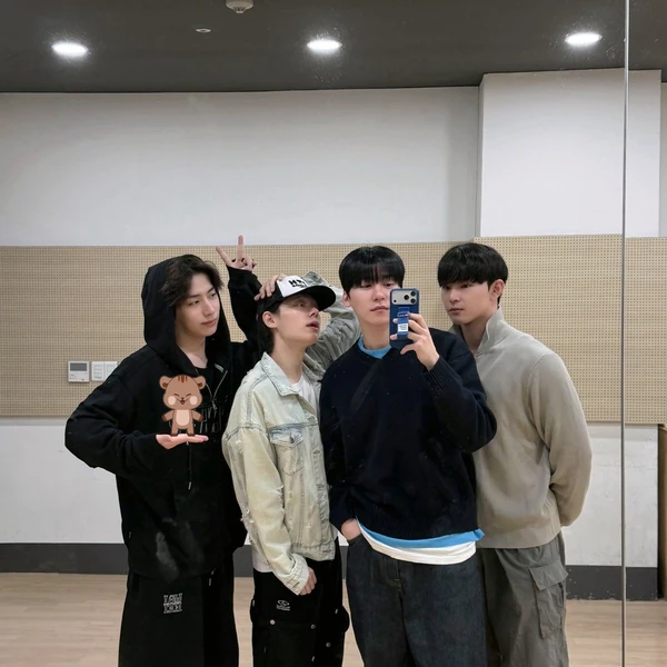 Today's Most Loved ONEUS