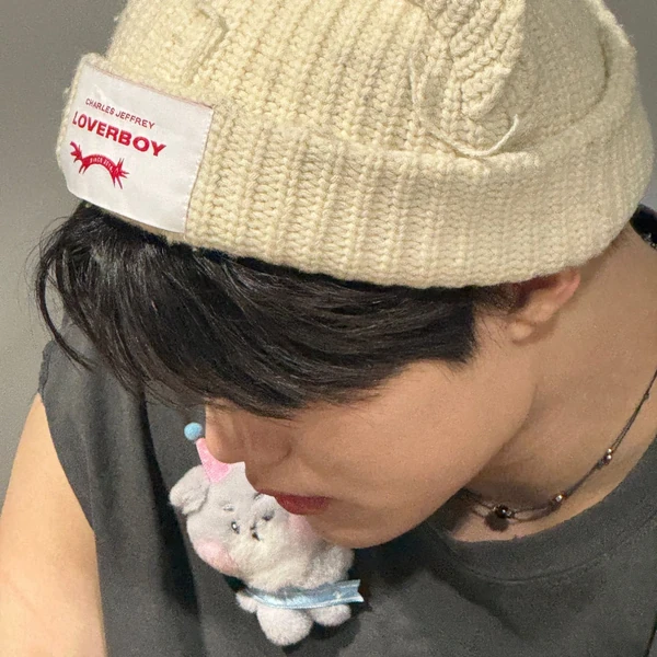 Top Photo Full of Park Gunwook (ZEROBASEONE) Love