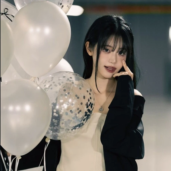 Today's Most Loved Chodan (QWER)