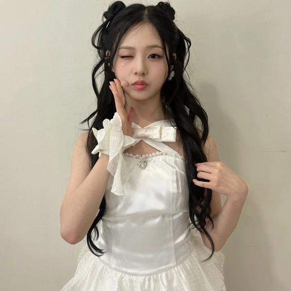 Fans' Pick: Best Moment of Seowon (UNIS)