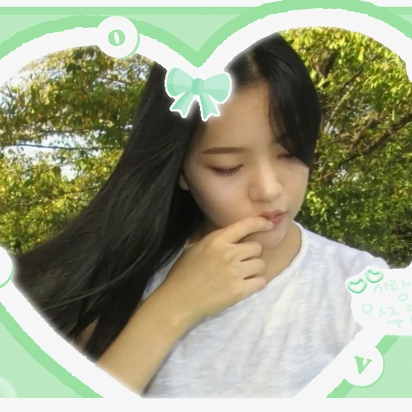 Top Photo Full of Lena (GWSN) Love