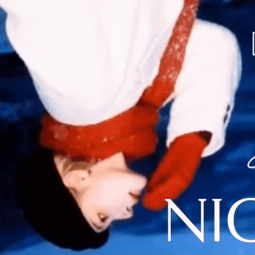 Foto Populer Penuh Cinta untuk Nicholas (&TEAM)