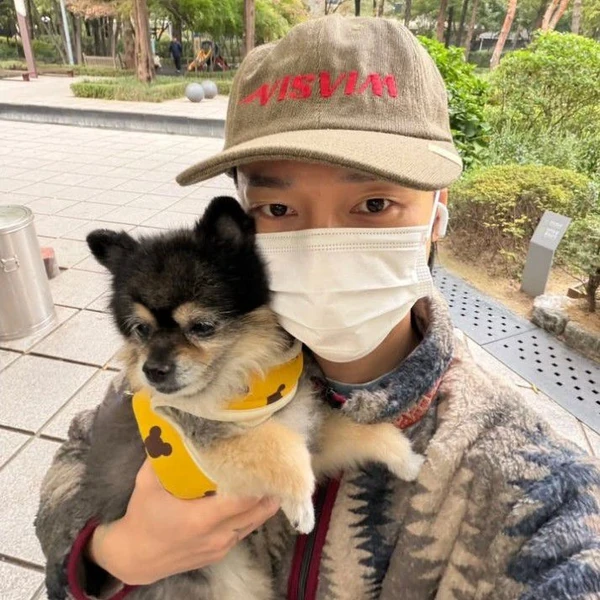 Foto Populer Penuh Cinta untuk Yesung (Super Junior)