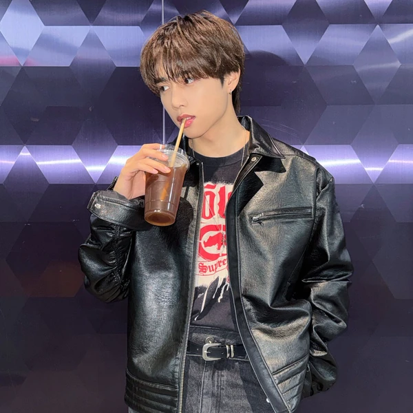 오늘 가장 사랑받은 선우 (더보이즈)의 모습