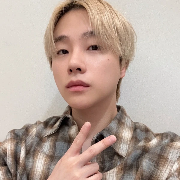 Penampilan JAY (iKON) yang Paling Dicintai Hari Ini