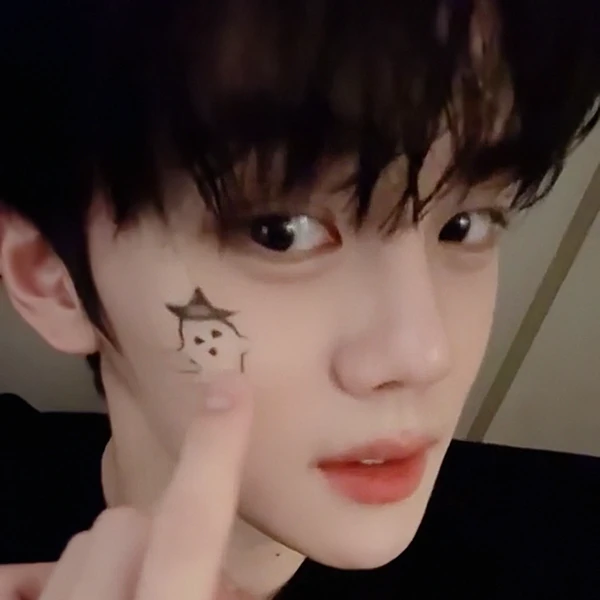 Fans' Pick: Best Moment of Kim Gyuvin (ZEROBASEONE)