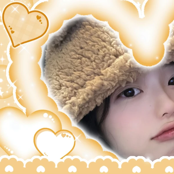 Top Photo Full of Hina (QWER) Love