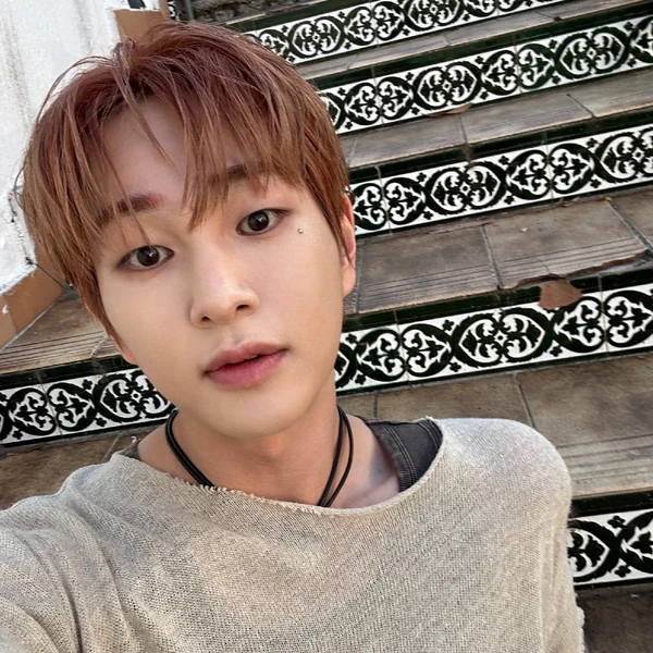 Today's Most Loved SHINee