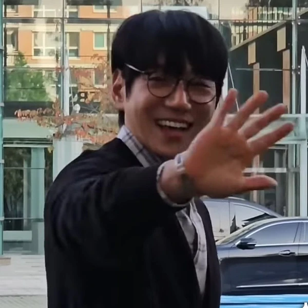 充滿粉絲愛意的黃致列人氣照片