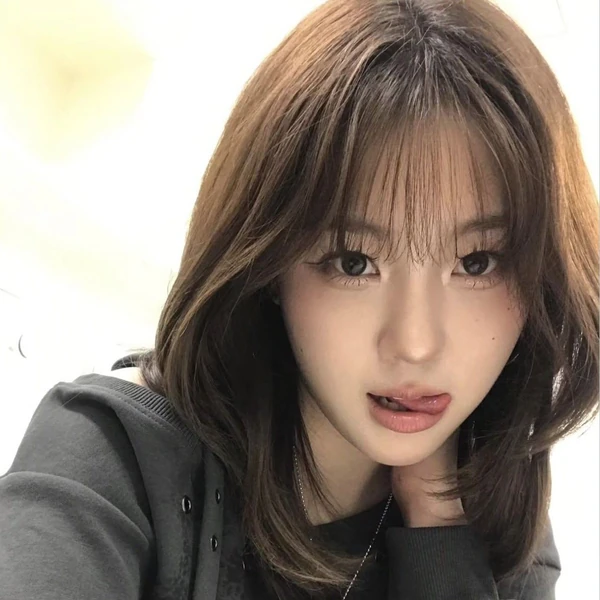 充满粉丝爱意的金采炫 (Kep1er)人气照片