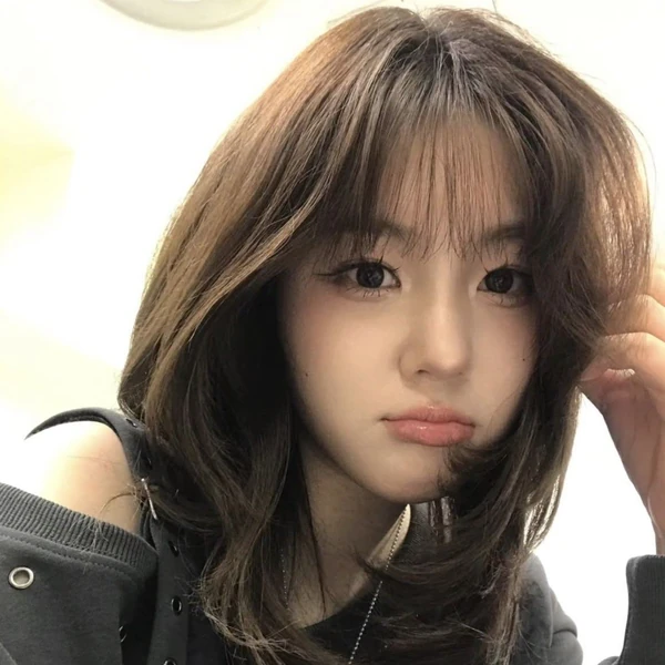 今天最受喜爱的金采炫 (Kep1er)