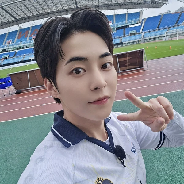 Momen Terbaik Xiumin (EXO) Pilihan Penggemar