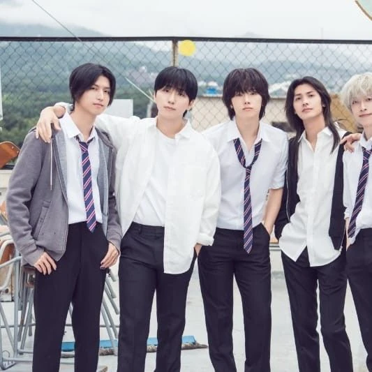 Today's Most Loved Xdinary Heroes