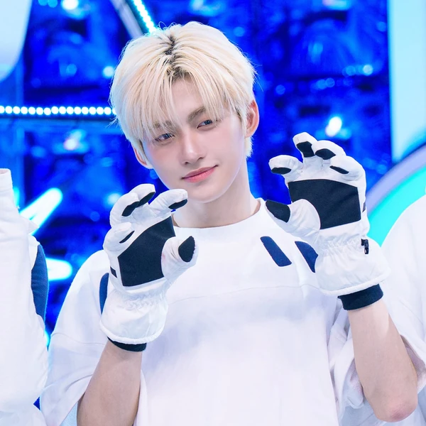 Today's Most Loved Jihoon (TWS)