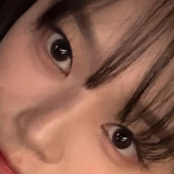 充滿粉絲愛意的賢眞 (Loossemble)人氣照片