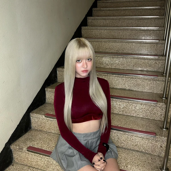 Foto Populer Penuh Cinta untuk LILY (NMIXX)