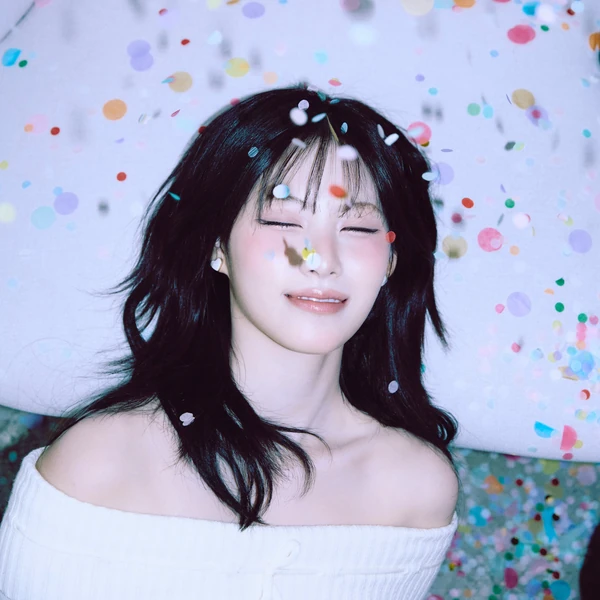 Top Photo Full of RESCENE Love