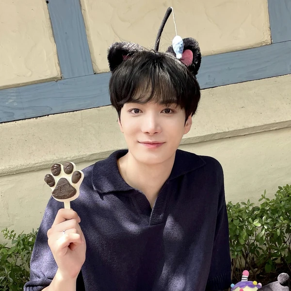 Top Photo Full of Kim Jonghyeon Love