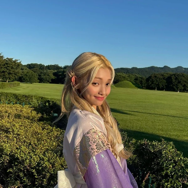 Top Photo Full of Gehlee (UNIS) Love