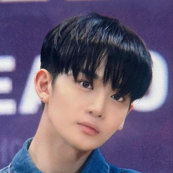 Today's Most Loved Bae Jinyoung