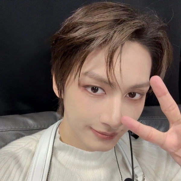 Top Photo Full of Jun (SEVENTEEN) Love